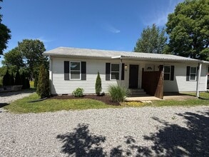 Building Photo - 264 Peterson Ave