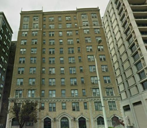 Primary Photo - Forty-Five-Fifteen Lindell Apartments