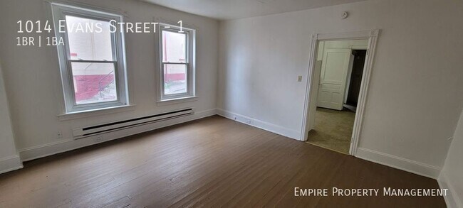 Foto del edificio - 1014 Evans St