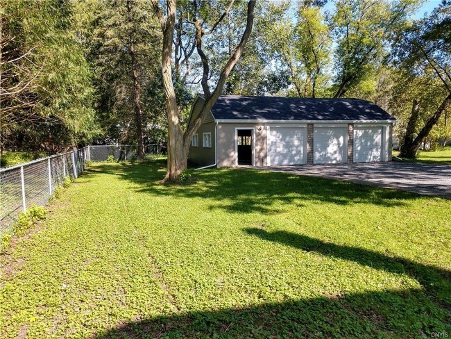 Building Photo - 317 Falls Blvd