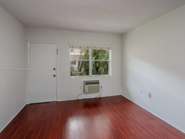 Building Photo - 1250 S Alhambra Cir
