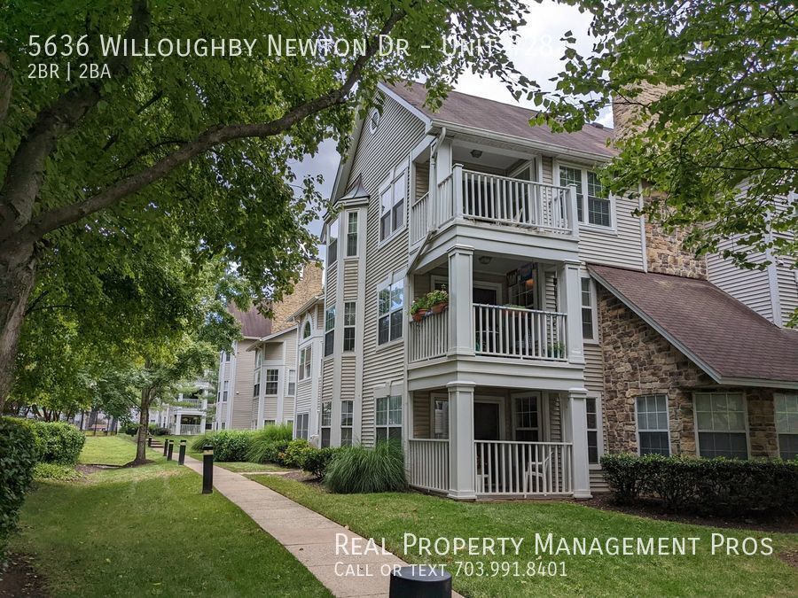5636 Willoughby Newton Dr Unit 28, Centreville, VA 20120 Condo for