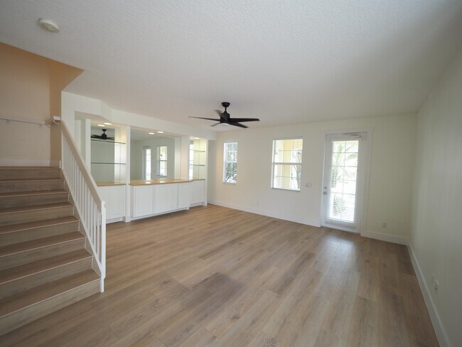 Foto del edificio - 5975 Giardino Ln