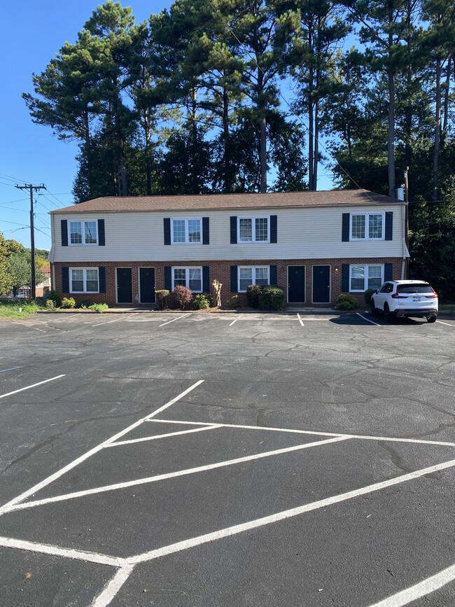 Photo - 806 College Ave Townhome