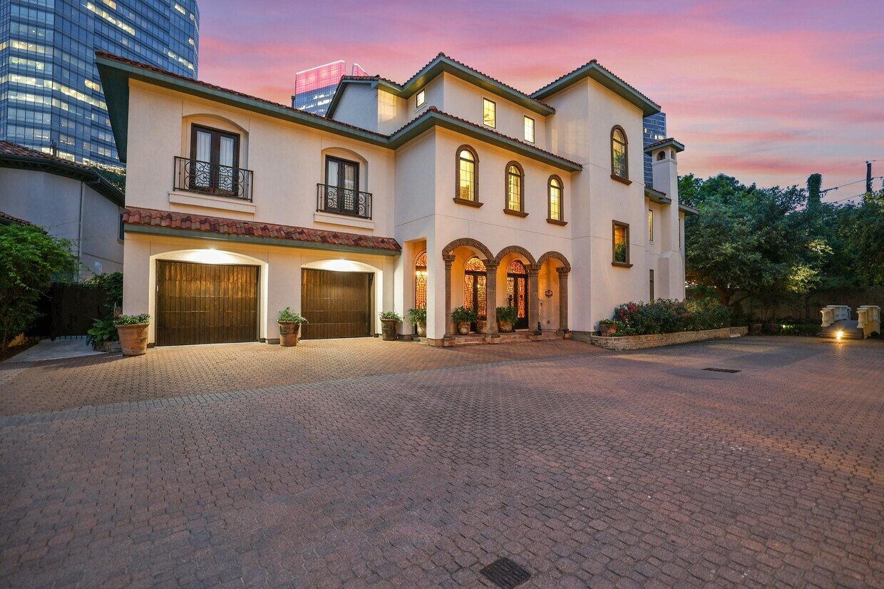 Foto principal - 5007 Cedar Creek Dr