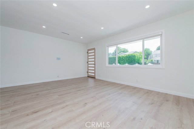 Foto del edificio - 4534 Lennox Ave