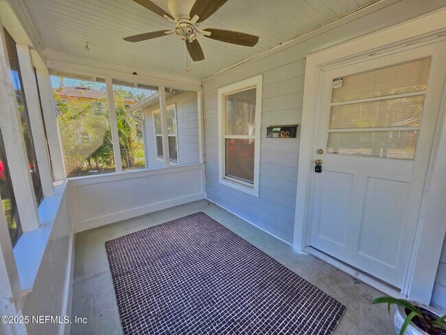 Foto del edificio - 616 Woodbine St