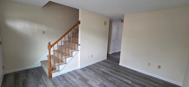 Building Photo - 35 Westland Ave