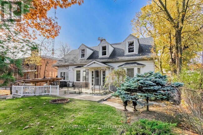 Photo du bâtiment - 8 Thirty Third St