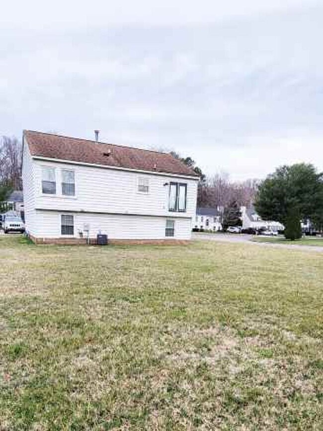 Foto del edificio - Spacious 4 Bedroom 2 Bath Home in Varina A...