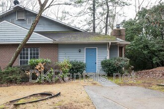 Building Photo - 4838 Westridge Dr