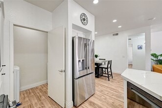 Building Photo - 251 S Green Valley Pkwy