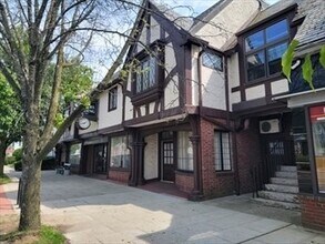 Building Photo - 80 Trapelo Rd