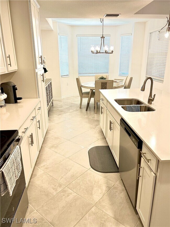 Foto del edificio - 14211 Heritage Landing Blvd