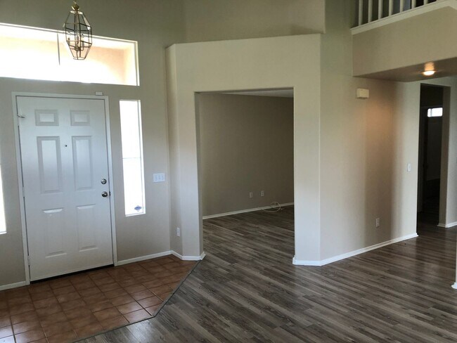 Building Photo - Family Friendly Vail Ranch home