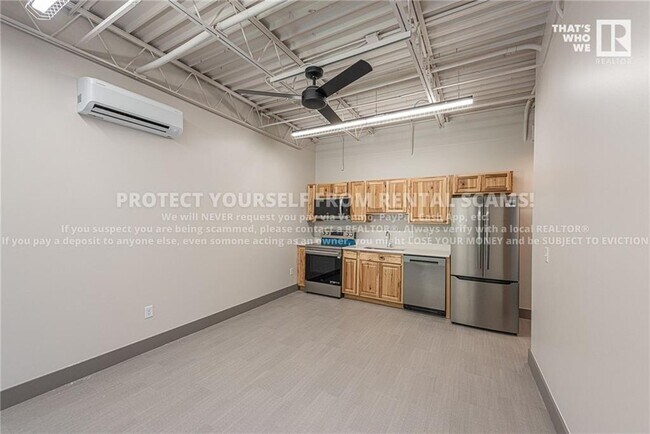 Building Photo - 315 Eureka Aly