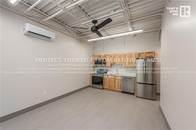 Building Photo - 315 Eureka Aly