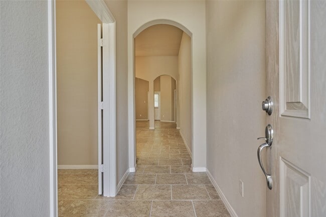 Building Photo - 8934 Alcina Dr