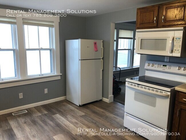Foto del edificio - 306 SW Clay St- 3 BED/2 BATH