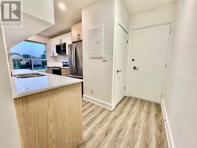 Building Photo - 1 Wingreen Ct