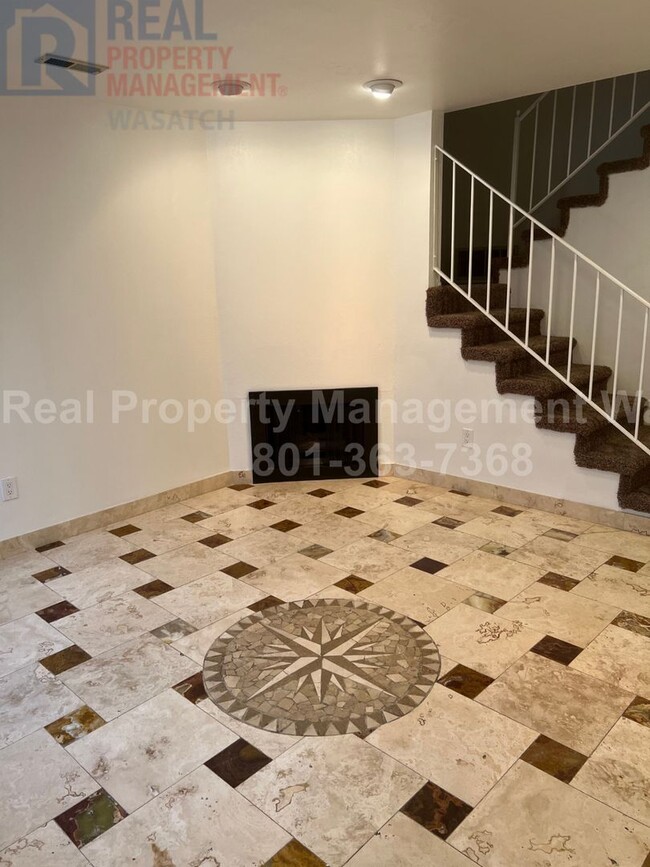Photo - 835 E 3990 S #F House