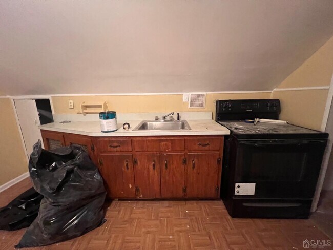 Building Photo - 527 NJ-27