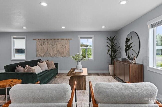 Foto del edificio - 2043 S Leadville Ave