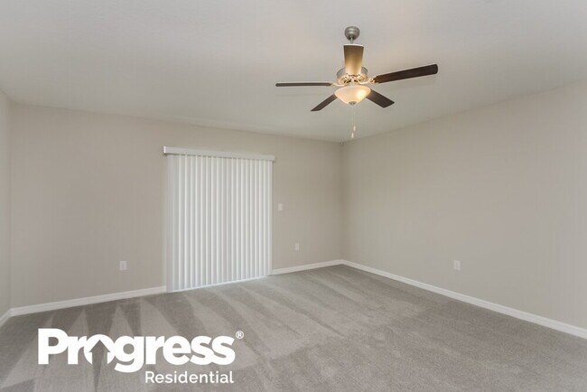 Building Photo - 8632 40th Cir E