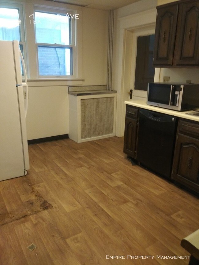 Building Photo - Great 3 bedroom home in Easton