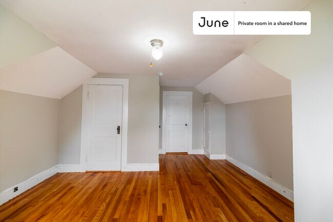 Foto del edificio - Room in Shared 4 bed/1 bath home in Somerville