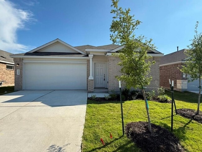 Building Photo - 104 Donnington Dr