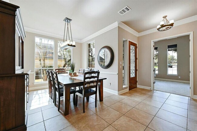 Building Photo - 7200 Mitra Dr