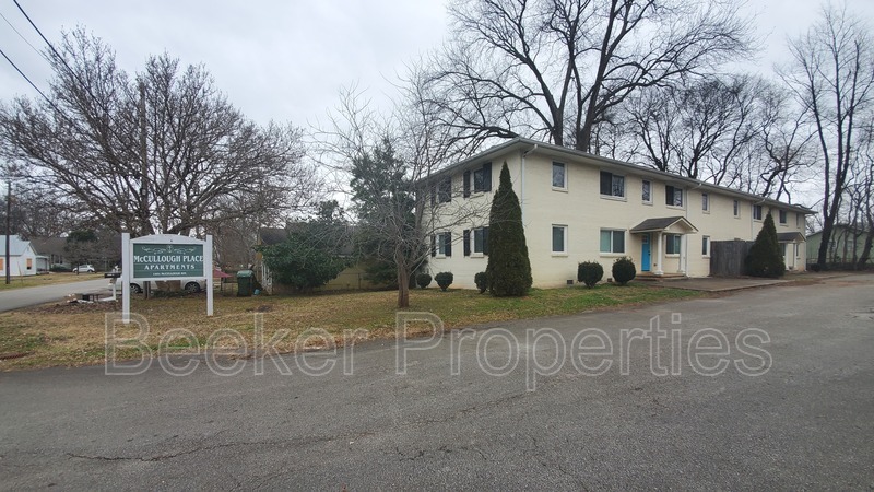 Foto principal - 1401 McCullough Ave NE