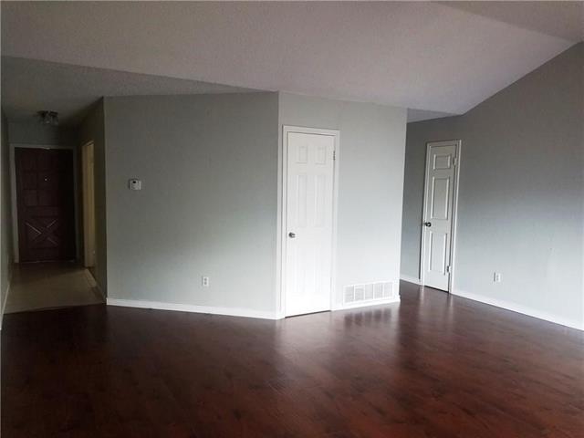 Building Photo - 2425 Inverness Dr