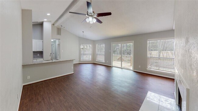 Building Photo - 31 Tulip Hill Ct