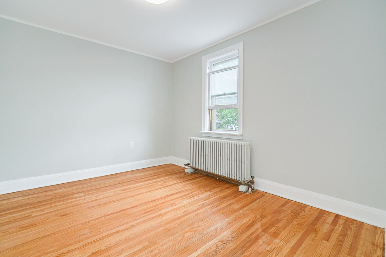 Primary Photo - NEWLY RENOVATED ONE BEDROOM APARTMENT