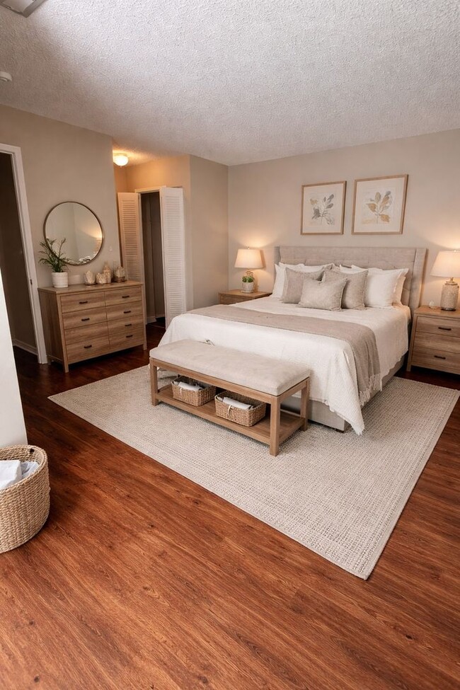 Building Photo - Private Condo in The Meridian, Mount Pleasant - Available July 1, 2026!