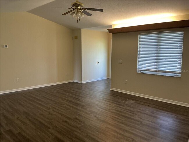 Building Photo - 3381 Escobar Ln
