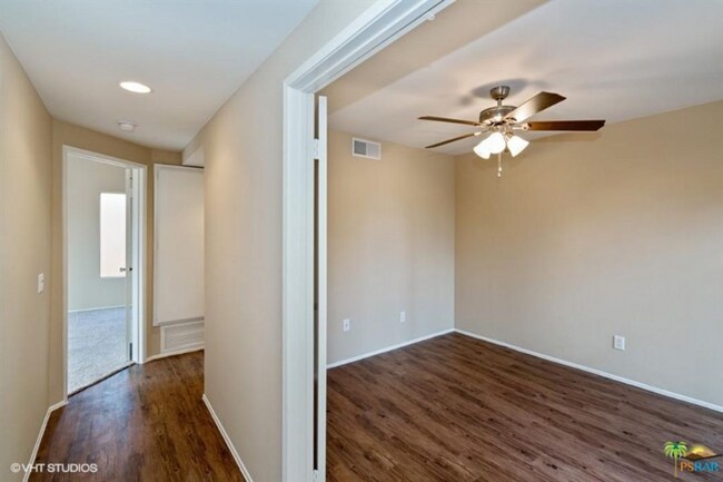 Foto del edificio - 2451 S Birdie Way