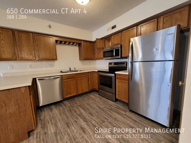 Building Photo - Fairfax - Westdale Meadows 3 bed 2 bath co...