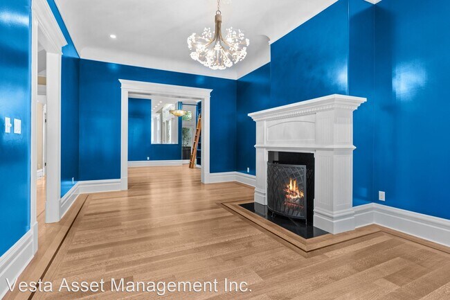 Foto del edificio - 5 br, 3 bath House - 718 Cole Street