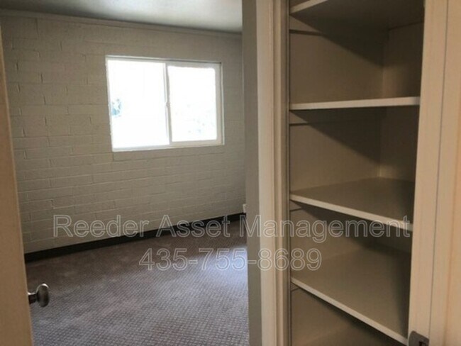 Foto del edificio - 3319 S 1300 E