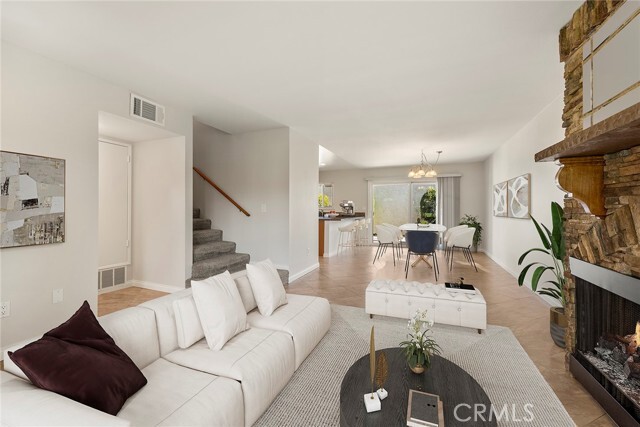 Building Photo - 1423 Via Cortez