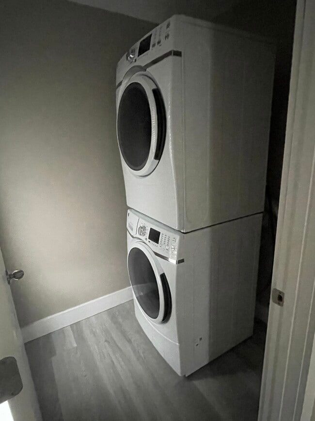 Full size stacked washer and dryer - 8325 Old Lemay Ferry Rd