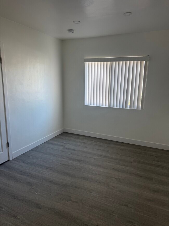 Habitación #1 - 1214 S Temple Ave