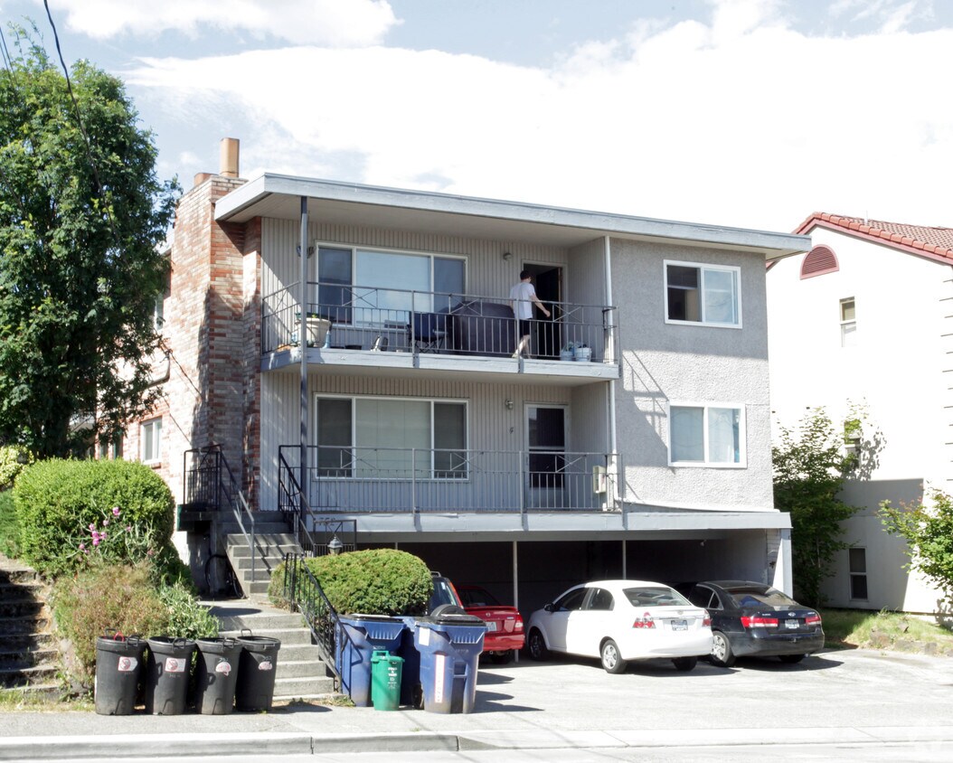 Building Photo - Marita Apartments