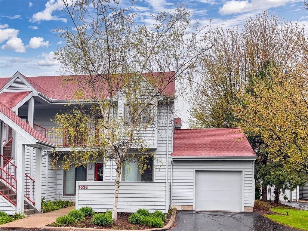Foto principal - 1036 Lookout Dr