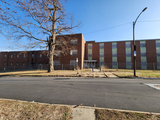 Building Photo - Larimore Senior Residences