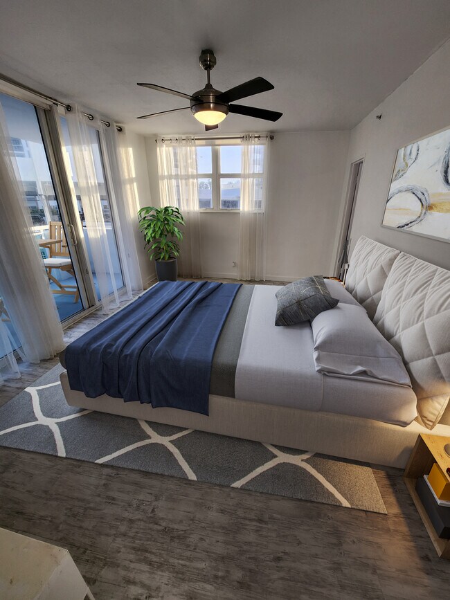 Building Photo - 3001 S Ocean Dr