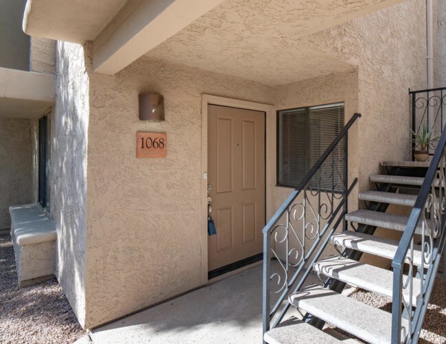 Foto del edificio - 10055 E Mountainview Lake Dr